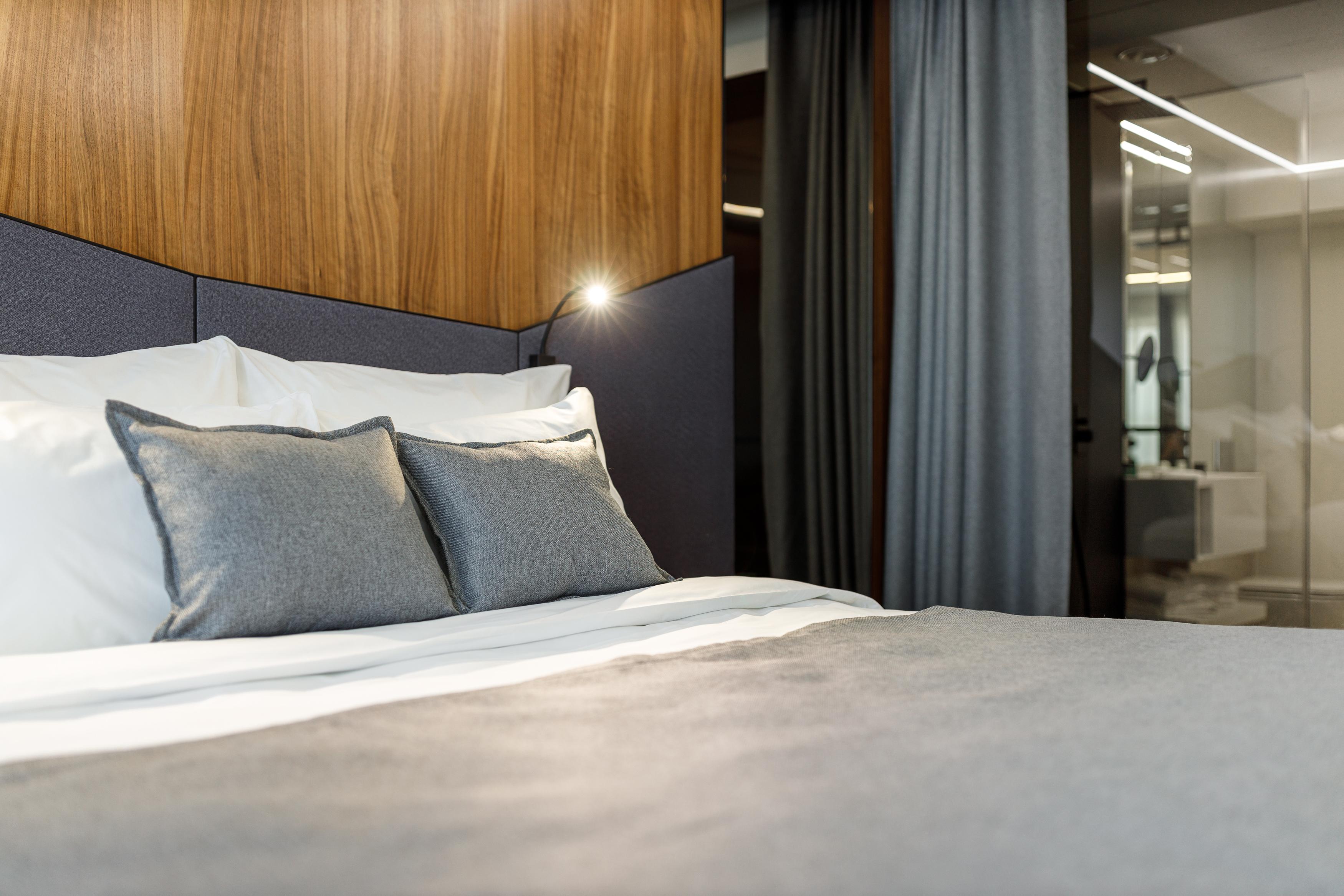 Qosmo Brasov Hotel エクステリア 写真
